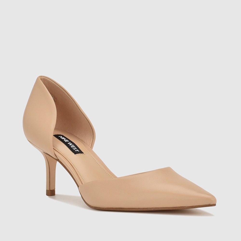 NINE WEST ARIVE D'ORSAY Nude Pointed Toe Pumps